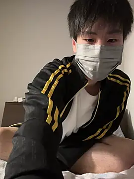 Snapshot of kurage164 chatting on 04.14.26 kurage164 online show from 04.14.26