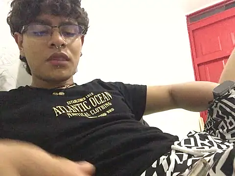 xhecho uzumaki online show from 06.13.26