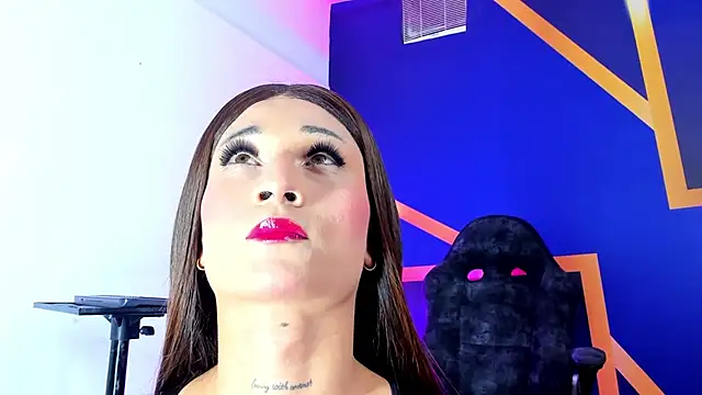 Molly Spears  online show from 05.30.26