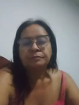 Snapshot of PienCanela chatting on 06.17.26 PienCanela online show from 06.17.26