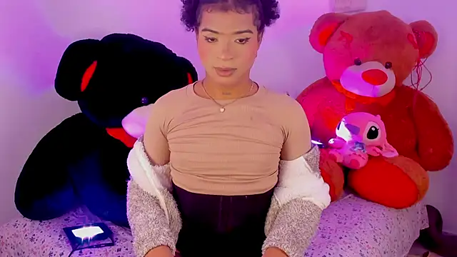 nikolle mistrreHots online show from 05.25.26