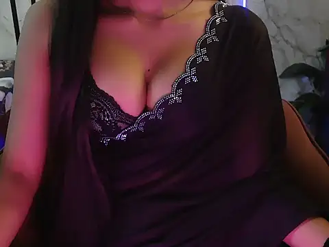 Snapshot of shreya___ chatting on 05.16.26 shreya online show from 05.16.26
