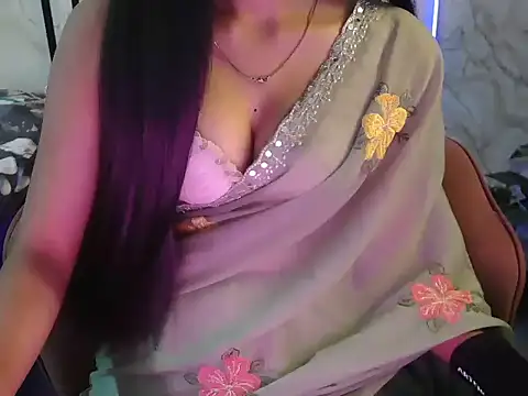 Snapshot of shreya___ chatting on 05.27.26 shreya online show from 05.27.26