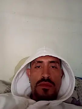 Snapshot of Chacaloncabro chatting on 04.16.26 Chacaloncabro online show from 04.16.26