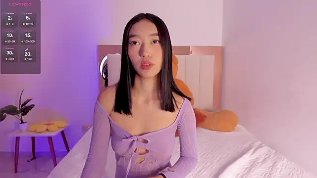 Iam Milly  online show from 05.11.26