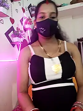 Snapshot of Mun_Mun1 chatting on 04.13.26 Mun Mun1 online show from 04.13.26