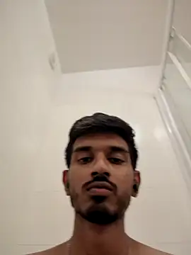 belloheike online show from 04.17.26