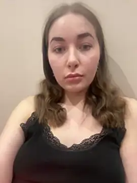 Snapshot of Doris2222 chatting on 04.14.26 Doris2222 online show from 04.14.26