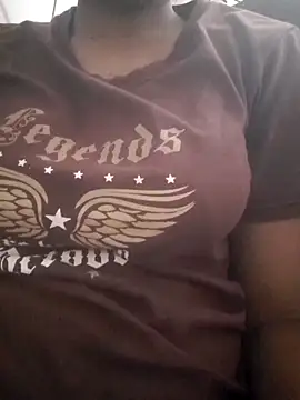 Chathu Queen Girl online show from 04.14.26