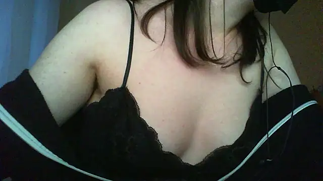 MeowXoXoX online show from 04.12.26