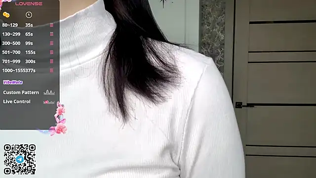 BlackHairTeen online show from 04.24.26
