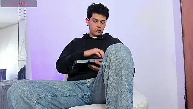 elijah stoone online show from 04.16.26