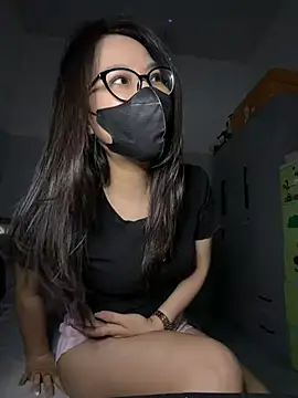 ZzyzyZ-009 online show from 05.15.26
