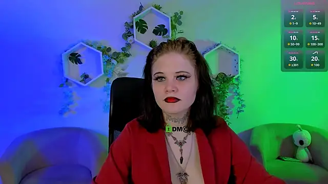 nikki kiss  online show from 07.10.26