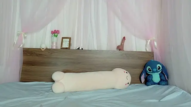 shy pink doll online show from 07.13.26