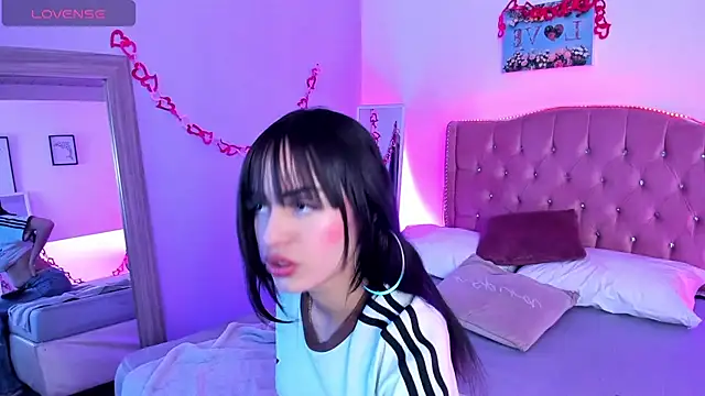Antonella Bratzz4 online show from 05.01.26