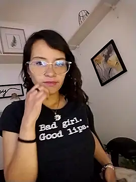 Anni-e26 online show from 04.20.26