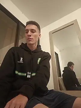 Snapshot of Danny_Farret chatting on 04.15.26 Danny Farret online show from 04.15.26