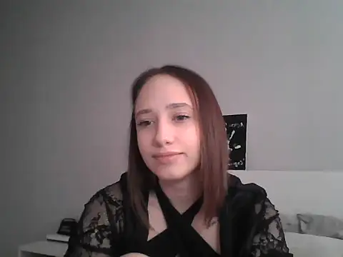 Snapshot of DarkMirel chatting on 05.05.26 DarkMirel online show from 05.05.26