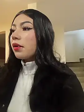 Emiily  Evans online show from 04.14.26