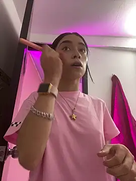 Alahia pink  online show from 04.16.26