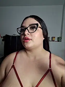 Snapshot of Nicolevega1 chatting on 06.21.26 Nicolevega1 online show from 06.21.26