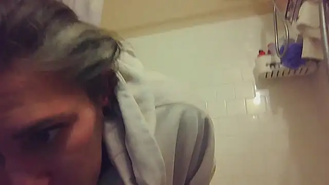 VenusOfEden online show from 05.14.26