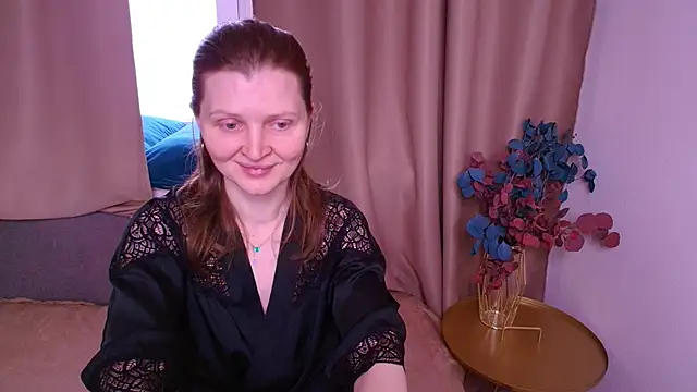 Liza  Evans online show from 04.25.26