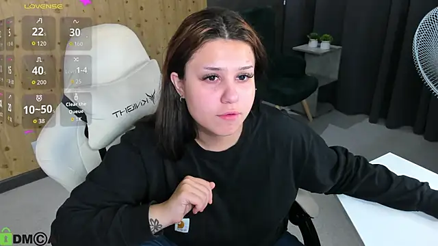 nicolewoss online show from 06.29.26