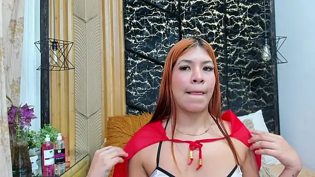 LucianaValdez online show from 04.17.26