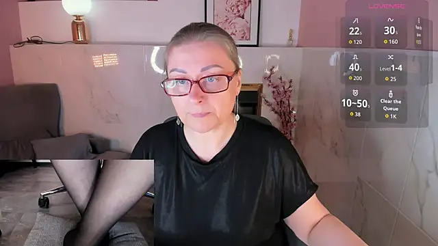Alexandra Kind online show from 05.02.26