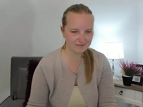 RoseTeacherX online show from 04.21.26