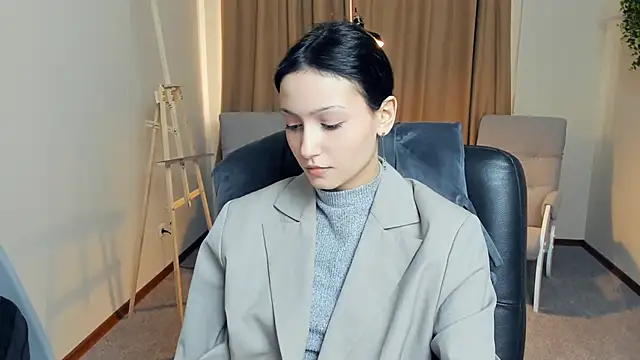 YunEiler online show from 04.17.26