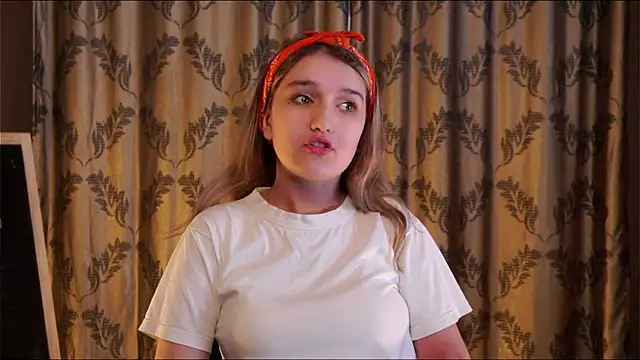 ThaliaNebel online show from 04.18.26