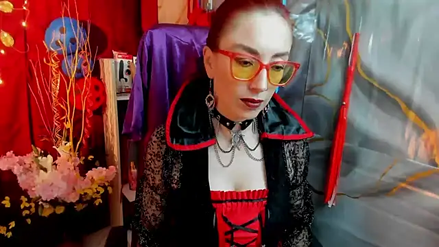 Queenscarlettsecret online show from 07.13.26