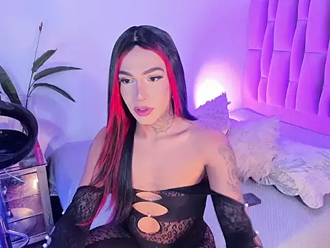 nicolebrunett online show from 05.22.26