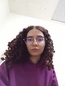 Aura Phone online show from 06.03.26