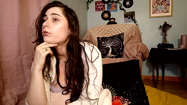 missclochette online show from 07.28.26