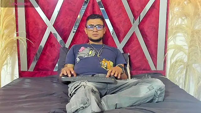 Nickk 21  online show from 04.20.26