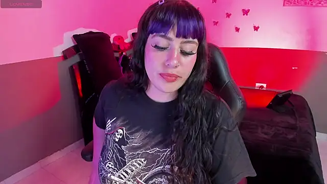 Snapshot of Cataleya_Blare chatting on 06.20.26 Cataleya Blare online show from 06.20.26