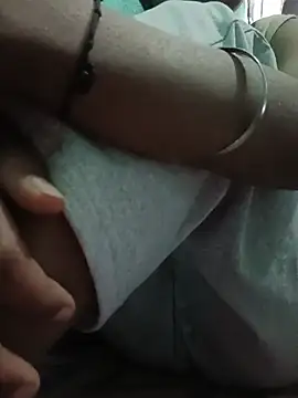 Snapshot of Ishu__Lovee chatting on 04.15.26 Ishu Lovee online show from 04.15.26