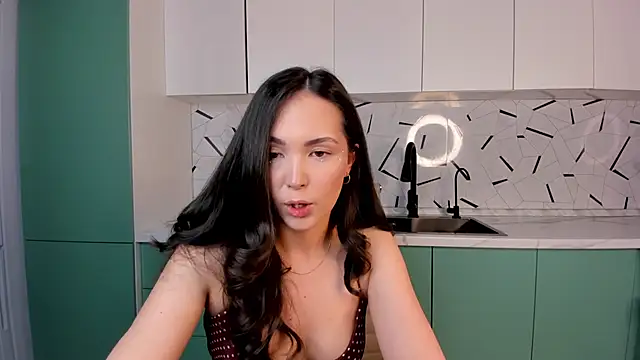 Snapshot of ameliyaa_sun chatting on 04.29.26 ameliyaa sun online show from 04.29.26