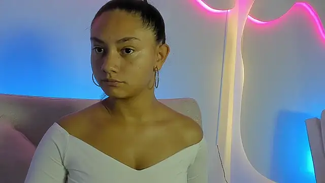 VenusBlazzer online show from 06.19.26