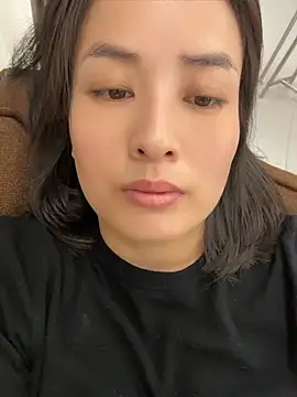 Snapshot of Faye-baby chatting on 08.05.26 Faye-baby online show from 08.05.26