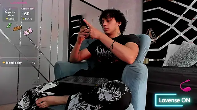 Snapshot of JayTaylorr chatting on 07.08.26 JayTaylorr online show from 07.08.26