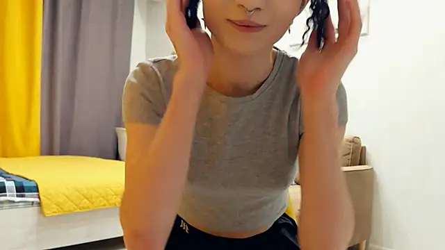 CinnamonCurl online show from 05.01.26