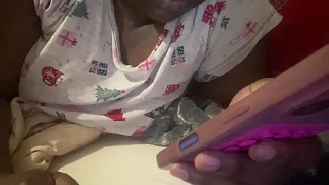 EbonyTheBrattt online show from 04.21.26