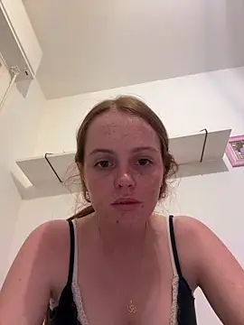 lilysmn online show from 04.15.26