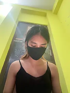 Snapshot of Liza-school chatting on 04.16.26 Liza-school online show from 04.16.26