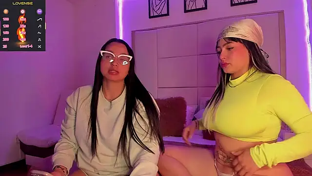 Snapshot of Agatha_Atenea11 chatting on 06.17.26 Agatha Atenea11 online show from 06.17.26